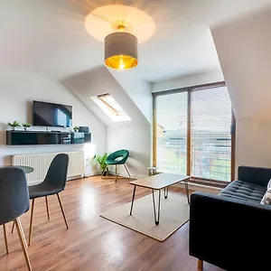 Apartment Titanic View Penthouse - Gated Complex - Parking