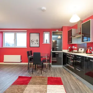 Apartment The New Lochend Park View
